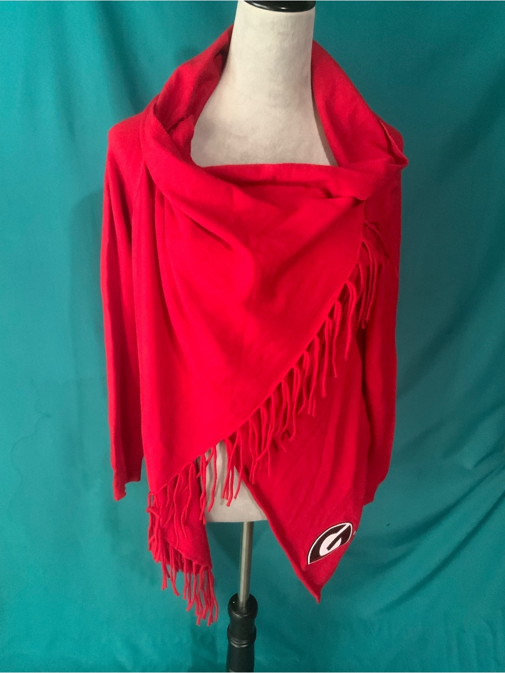 GAMEDAY COUTURE GEORGIA BULLDOGS WOMEN’S RED OVERSIZED GAMEDAY FASHION SHAWL